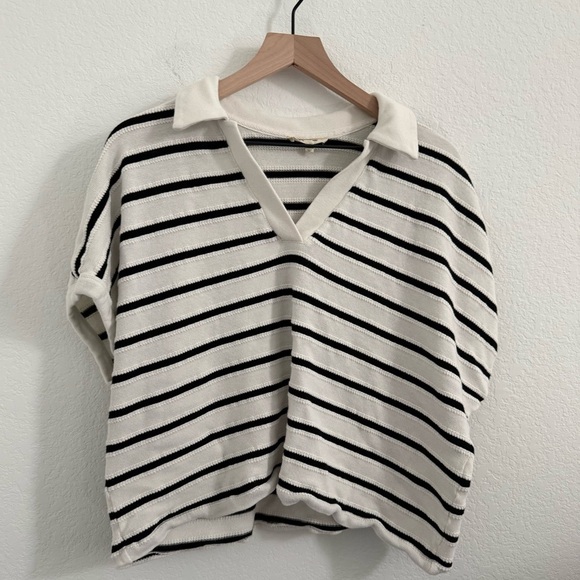 Madewell // EUC Relaxed V-Neck Polo Shirt in Stripe - Picture 5 of 7